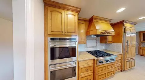 Kitchen - 8799 14th Ave, Hanford, CA 93230 photo 1 of 3