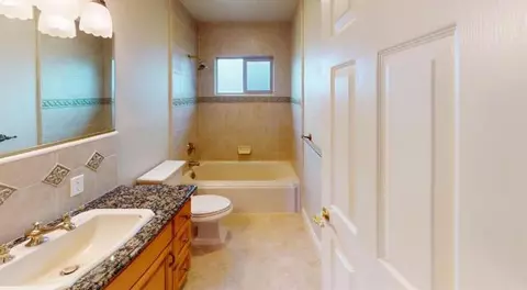 Bath - 8799 14th Ave, Hanford, CA 93230 photo 2 of 3