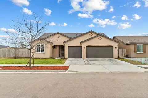 1571 Spring Crest St, Hanford, CA 93230