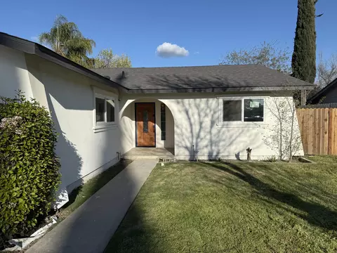 2222 S Fontana St, Visalia, CA 93277