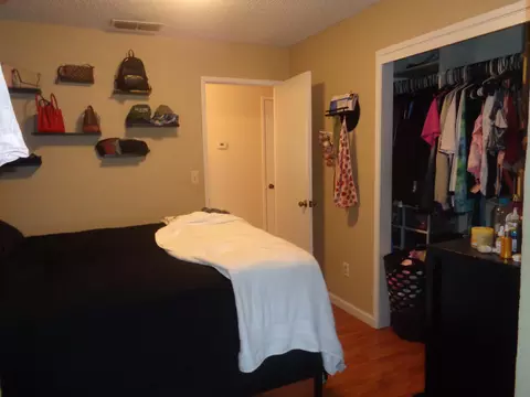 1173 Van Ct, Hanford, CA 93230 photo 23