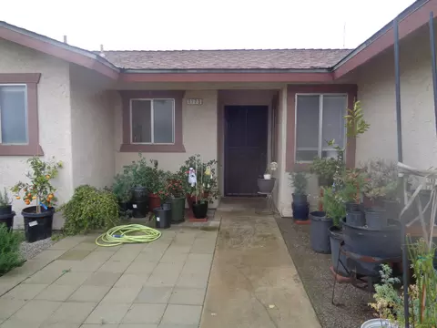 1173 Van Ct, Hanford, CA 93230 photo 4