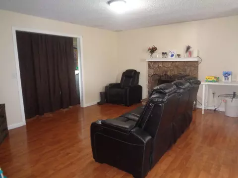 1173 Van Ct, Hanford, CA 93230 photo 9