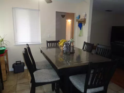 1173 Van Ct, Hanford, CA 93230 photo 6