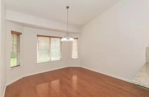 261 E Gibson Ave, Reedley, CA 93654 photo 10