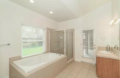 261 E Gibson Ave, Reedley, CA 93654 photo 25