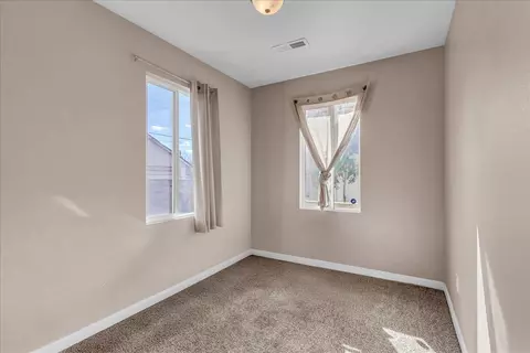 1094 E Sierra Way, Dinuba, CA 93618 photo 14