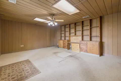 Living - 9678 Elder Ave, Hanford, CA 93230 photo 7 of 10