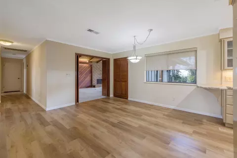 Living - 9678 Elder Ave, Hanford, CA 93230 photo 6 of 10