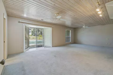 Living - 9678 Elder Ave, Hanford, CA 93230 photo 10 of 10