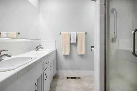 3224 W Harvard Ave, Visalia, CA 93277 photo 39