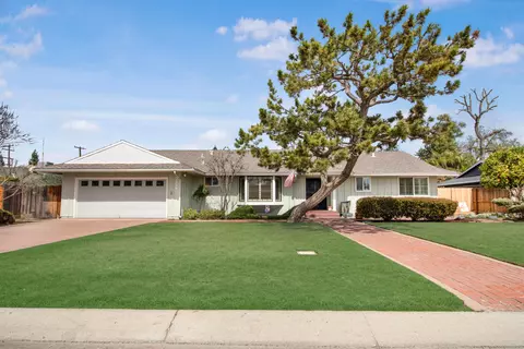 3224 W Harvard Ave, Visalia, CA 93277