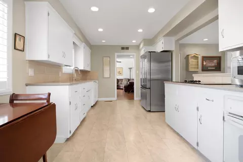 3224 W Harvard Ave, Visalia, CA 93277 photo 17