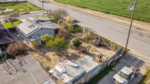 View/Area - 672 N Smith Rd, Tipton, CA 93272 photo 4 of 4
