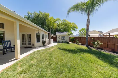 1029 Freedom Dr, Lemoore, CA 93245 photo 32