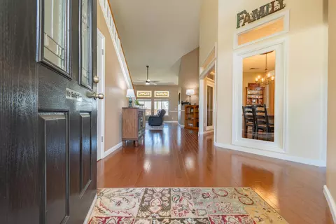 1029 Freedom Dr, Lemoore, CA 93245 photo 5