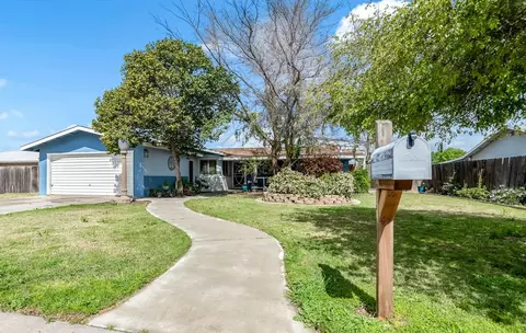 4324 W Ashland Ave, Visalia, CA 93277