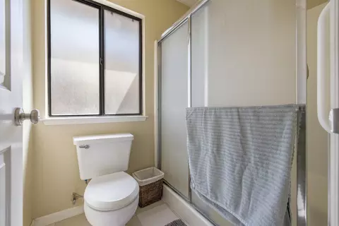 1808 S Enos St, Visalia, CA 93292 photo 26
