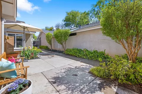 1808 S Enos St, Visalia, CA 93292 photo 30