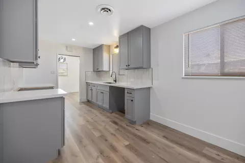 Entry Way - 1813 6th Ave, Delano, CA 93215 photo 2 of 5