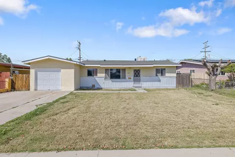 1813 6th Ave, Delano, CA 93215