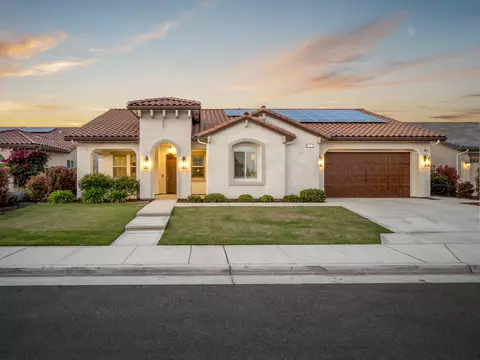 1943 Silverbrooke St, Kingsburg, CA 93631