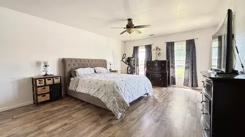 Other - 4005 W Iris Ave, Visalia, CA 93277 photo 7 of 10