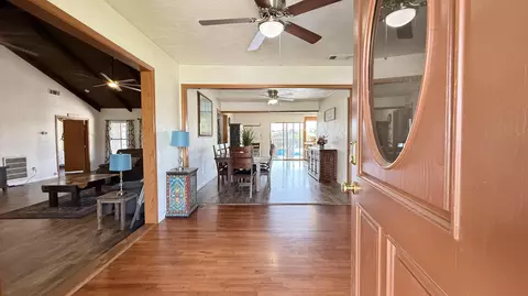 Entry Way - 4005 W Iris Ave, Visalia, CA 93277 photo 1 of 4