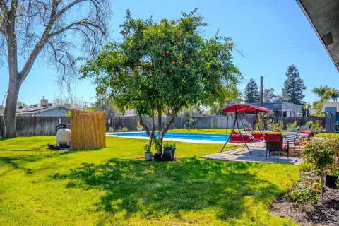 Exterior - 4005 W Iris Ave, Visalia, CA 93277 photo 6 of 14
