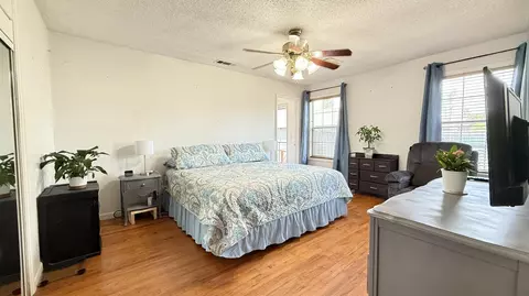 Bedroom - 4005 W Iris Ave, Visalia, CA 93277 photo 3 of 6
