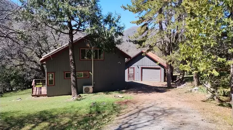 159 Manzanita Ct, Springville, CA 93265