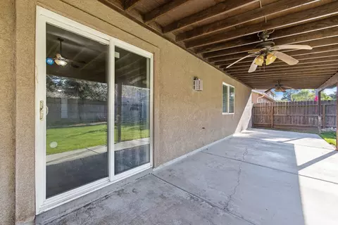 2427 E Dorothea Ave, Visalia, CA 93292 photo 34