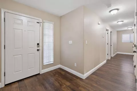 2427 E Dorothea Ave, Visalia, CA 93292 photo 5