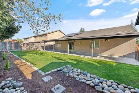 2427 E Dorothea Ave, Visalia, CA 93292 photo 38