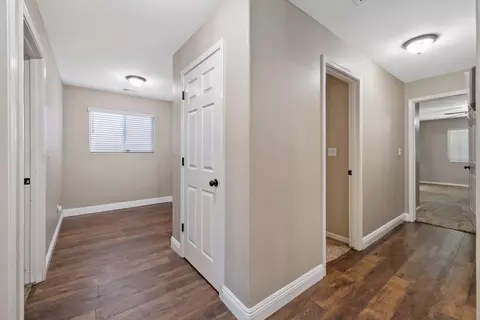 2427 E Dorothea Ave, Visalia, CA 93292 photo 20