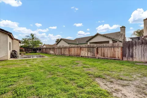 681 Sandcastle Ave, Lemoore, CA 93245 photo 38