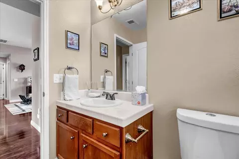 681 Sandcastle Ave, Lemoore, CA 93245 photo 22