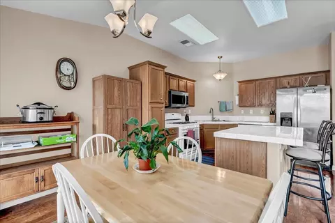 681 Sandcastle Ave, Lemoore, CA 93245 photo 17