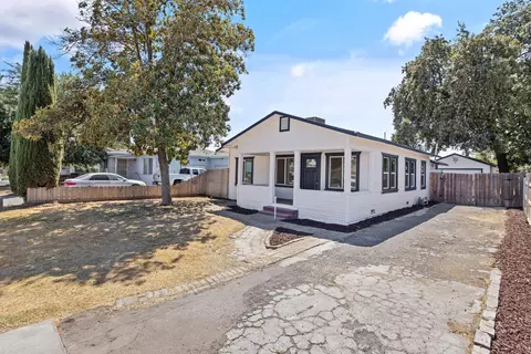 659 S Pratt St, Tulare, CA 93274