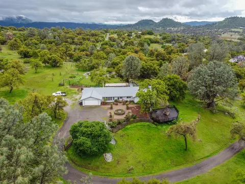 32632 Sweetwater Rd, Auberry, CA 93602