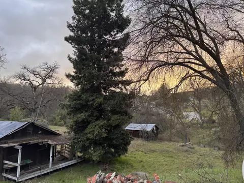 1440 Whitaker Forest Rd, Badger, CA 93603 photo 10