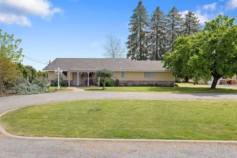 20276 Road 196, Lindsay, CA 93247