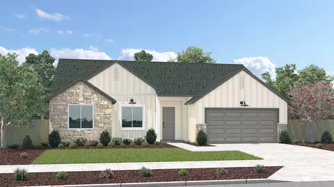 2225 Eagle Nest #FR18, Delano, CA 93215