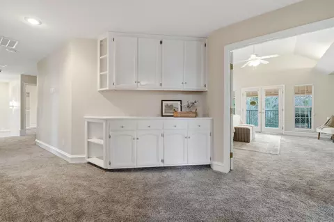 Entry Way - 2511 E Harter Ct, Visalia, CA 93292 photo 6 of 8