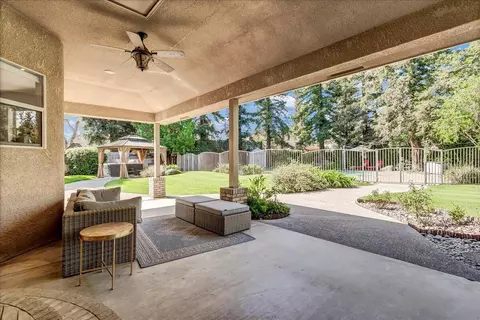 Exterior - 2511 E Harter Ct, Visalia, CA 93292 photo 7 of 10