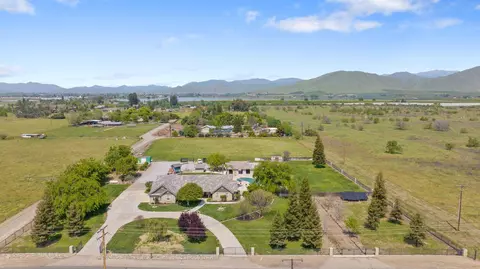21488 Ave 332, Woodlake, CA 93286