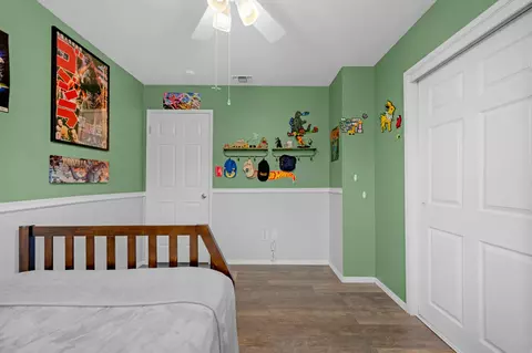 Bedroom - 323 Plum St, Exeter, CA 93221 photo 2 of 5