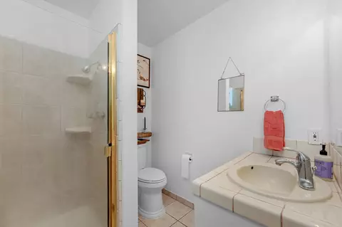 Bath - 323 Plum St, Exeter, CA 93221 photo 3 of 3