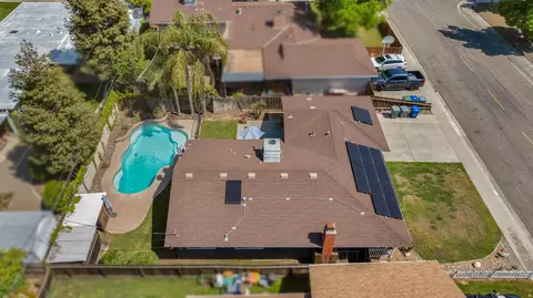 View/Area - 323 Plum St, Exeter, CA 93221 photo 4 of 4
