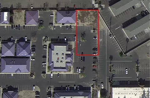N Cherry Street, Tulare, CA 93274